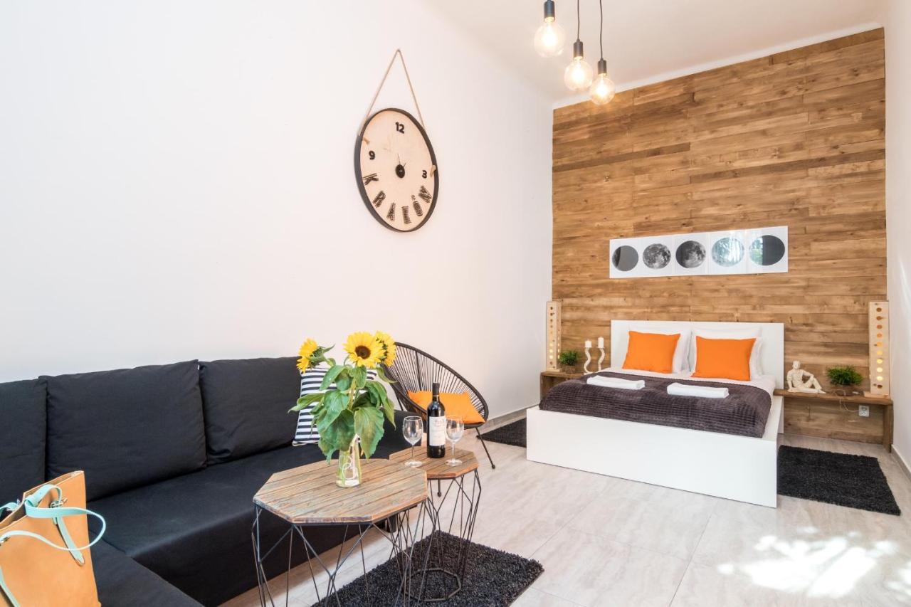 Cracow Best Location Apartment With Garden By Cozyplace Krasków Exterior foto