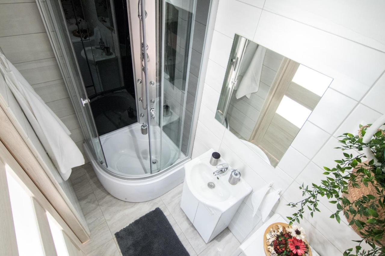 Cracow Best Location Apartment With Garden By Cozyplace Krasków Exterior foto